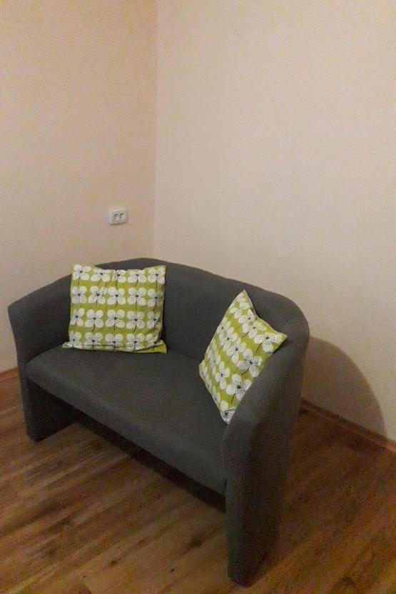 Apartment своя аккуратная: Cozy Retreat At Shevchenko Square Kyiv
